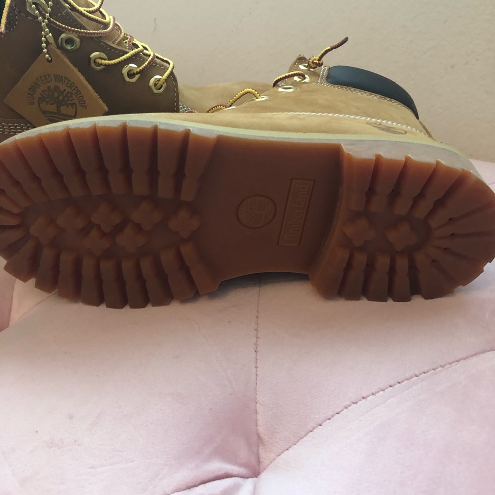 Timberlands - Picture 4 of 6